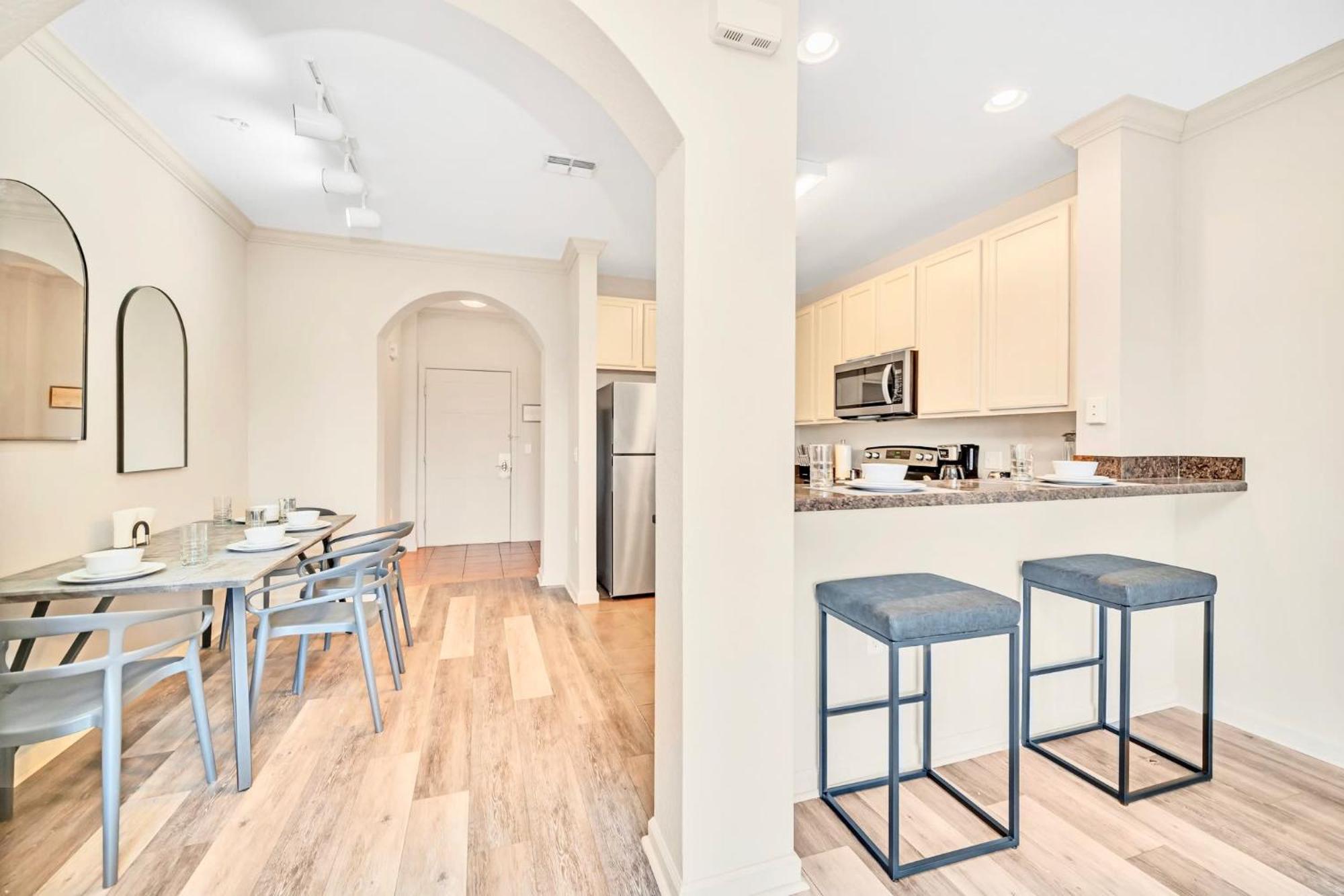 Stunning 2Br Condo With Hot Tub And Pool, Near Disney! أورلاندو المظهر الخارجي الصورة